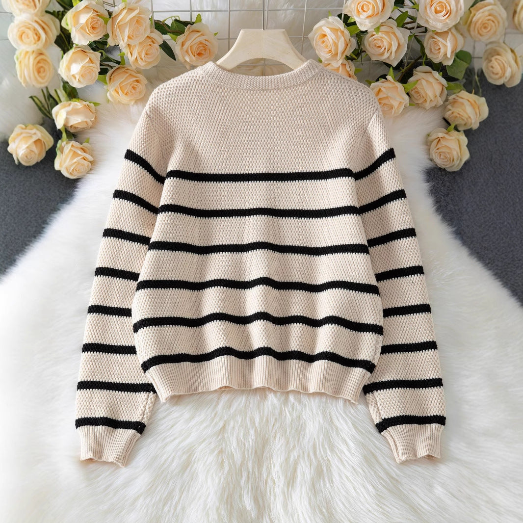 Pull rayé tendance avec boutons