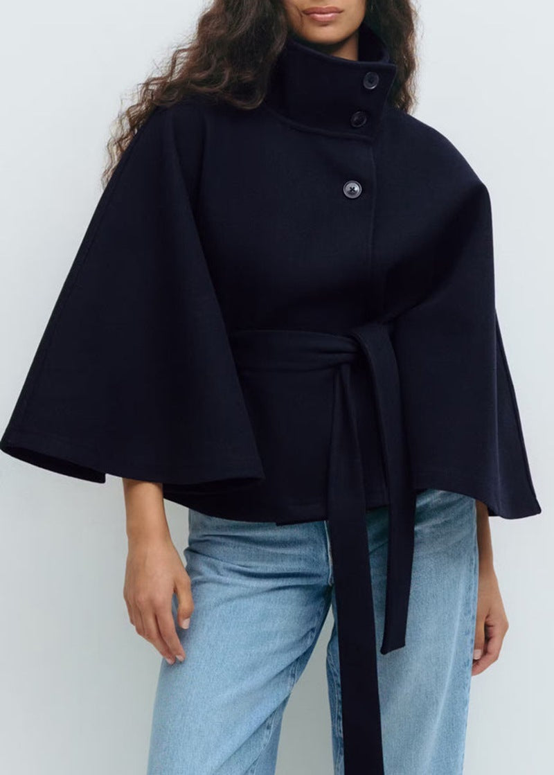 Manteau d'hiver à col montant avec manches chauve-souris